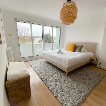 Le Notre Dame Maison Spacieuse Avec Jardin * كاليه